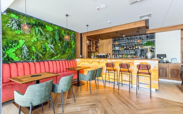 Time Boutique Hotel