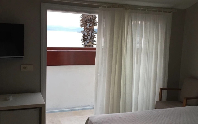 Teos Lodge Pansiyon & Restaurant