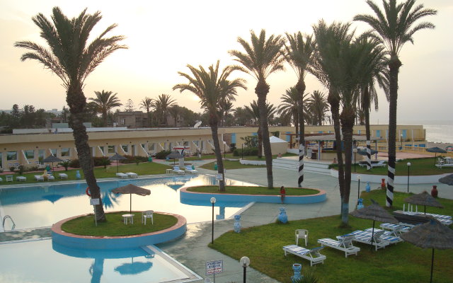 Hotel Les Palmiers Beach Holiday Village