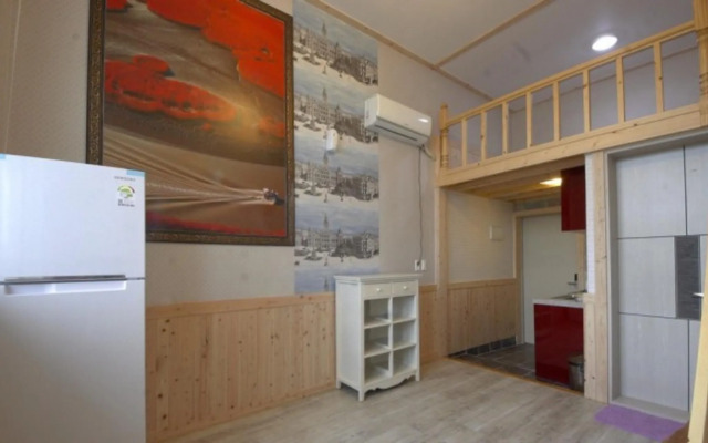 Suncheon Bay Reed Field Pension