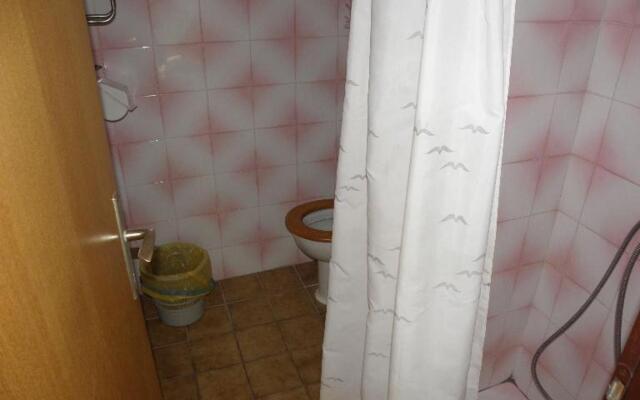 Margit - by the sea - A2(4+2)