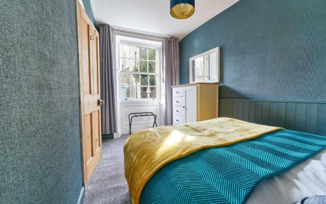 Host Stay The Blacksmiths