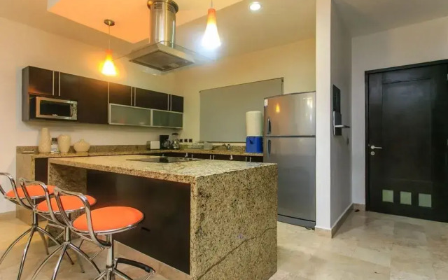 Mamitas 1102 2 Bedrooms and Terrace by RedAwning