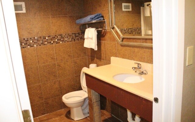 Whaler Inn And Suites