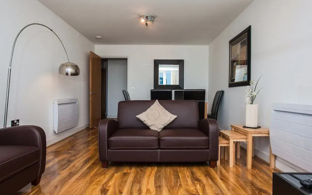 Stunning 2 Bed Apartment with Amazing Views