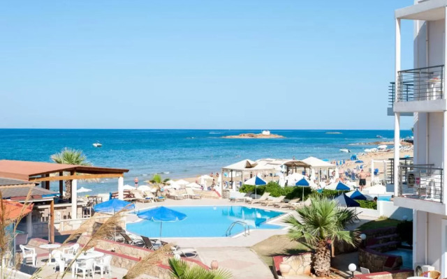 La Playa Beach Hotel