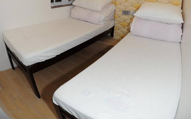 Yee King Hotel