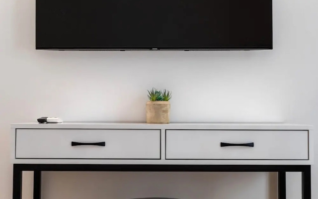 Viora Stunning Deluxe Studio in Athens