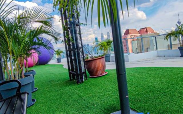 Titiwangsa Core at TR Residence Kuala Lumpur by HCK