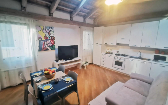 Romantic Sky Apartment