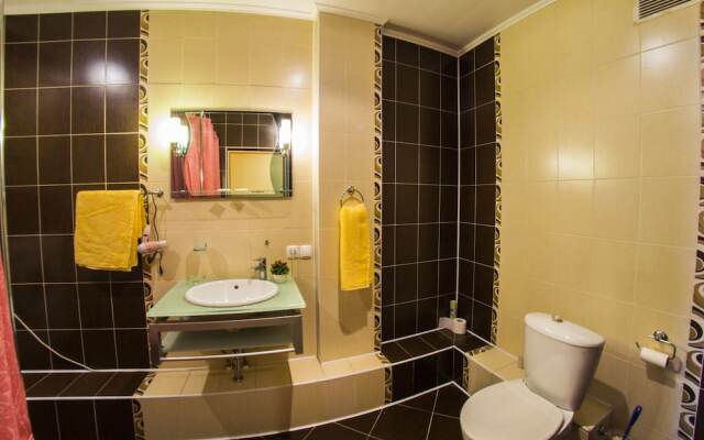 Апартаменты на ул. Декабристов, 116