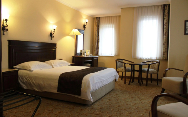 Montania Town hotel