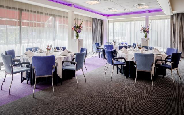 Holiday Inn Eindhoven Centre by IHG