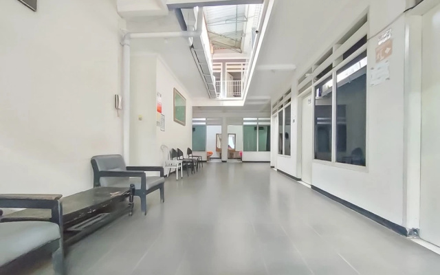 Hotel Karangsalam Indah Near Stasiun Purwokerto Mitra RedDoorz