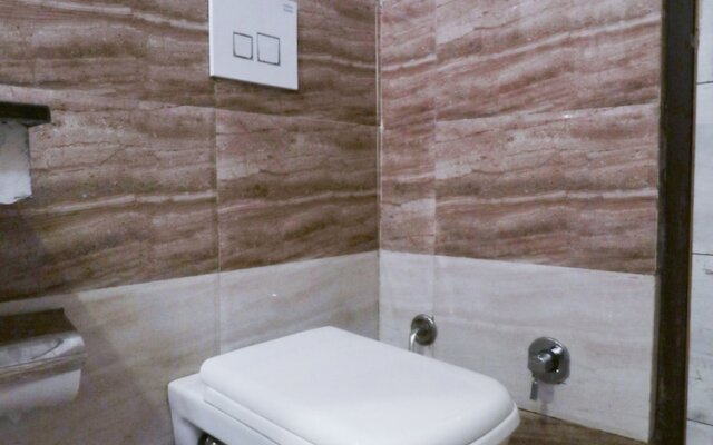 OYO 9822 Hotel Seven