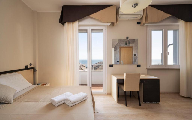 Hotel Mondial