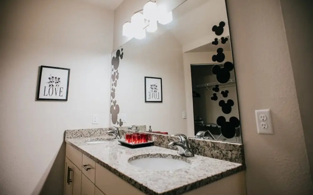 Family House With Amazing Themed Rooms