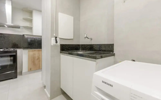 Leblon Coast Amazing 3 Bedroom in Leblon