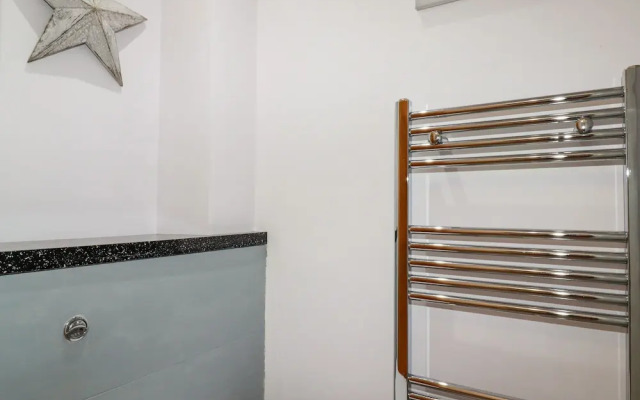 6 Ocean Heights