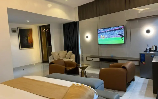 Emilton Hotel