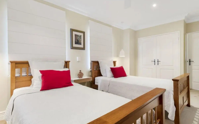 Sorrento Beach Bed & Breakfast