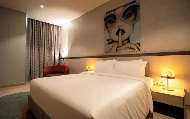 SeSaya Poshtel & Bistro - Colombo's Newest and Finest Poshtel Dorms and Rooms
