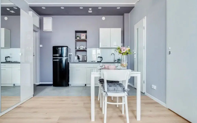 Friends Fusion Apartment