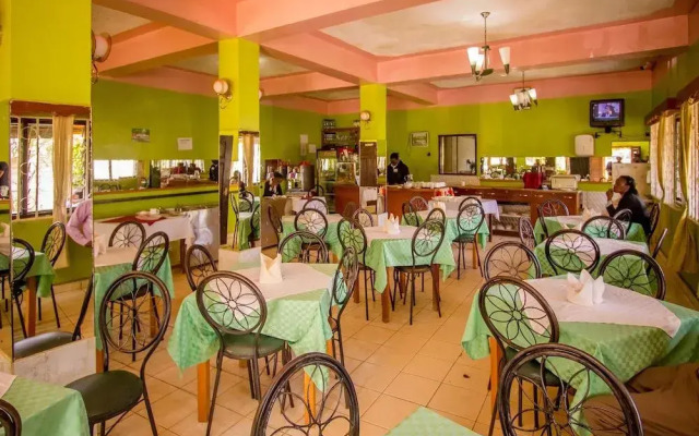 Slopes Villa Hotel