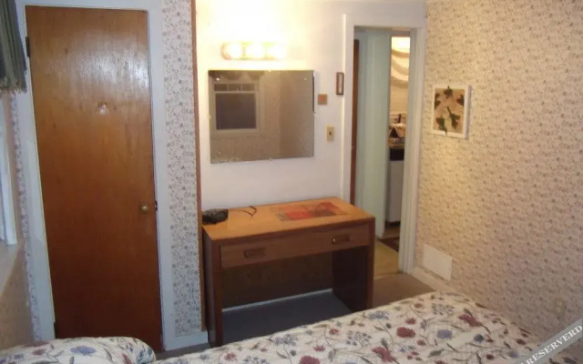 White Mountain Motel And Cottages