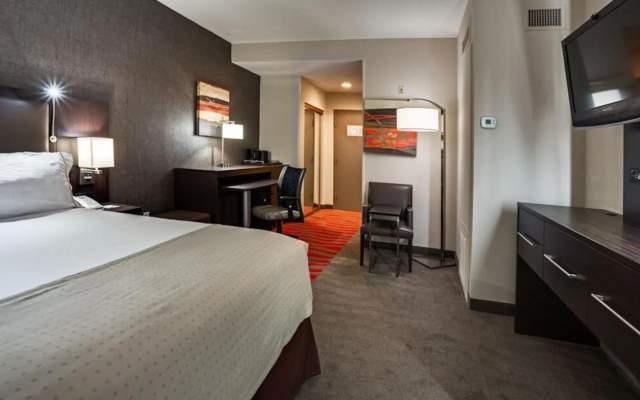 Holiday Inn Express Hotel Naples Downtown - 5th Avenue