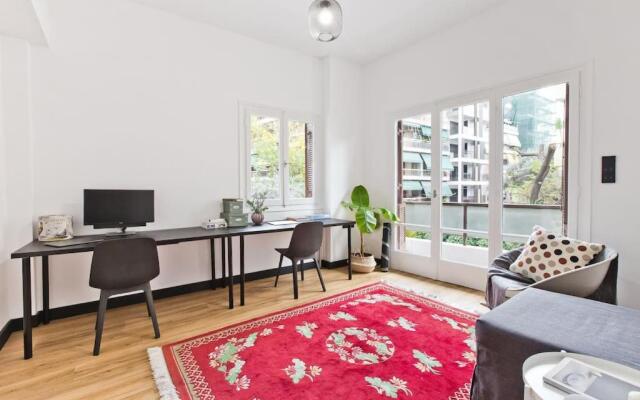 110m² art & tech flat, perfect for digital nomads