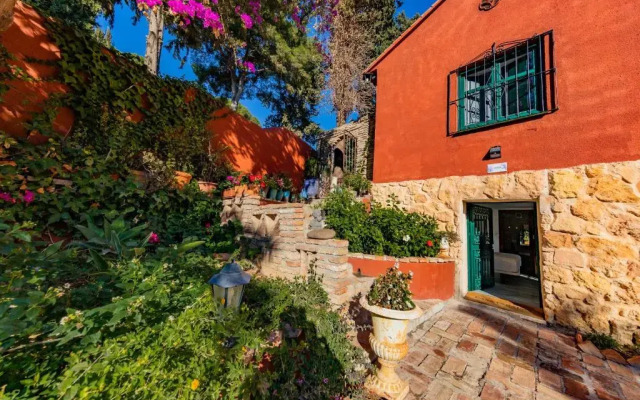 Casa Paraiso Boutique B&B