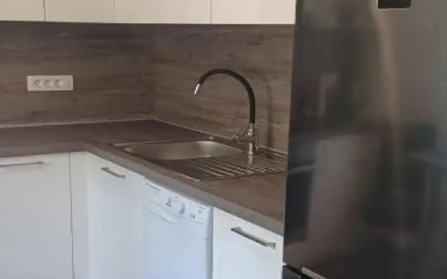 Apartment RR - One Bedroom Apartment With Balcony