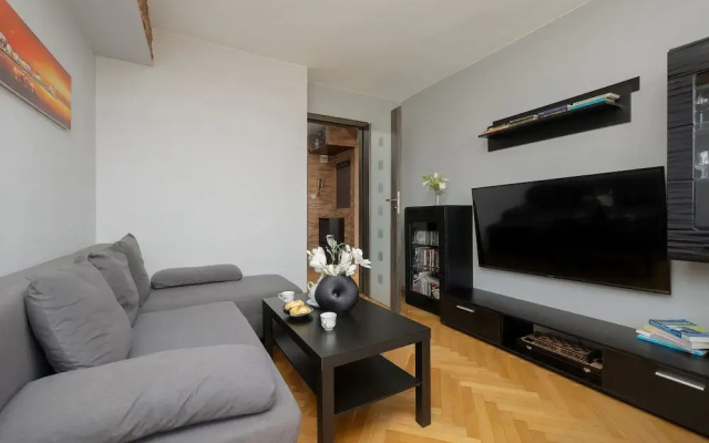 Salezego Apartment Warsaw by Renters