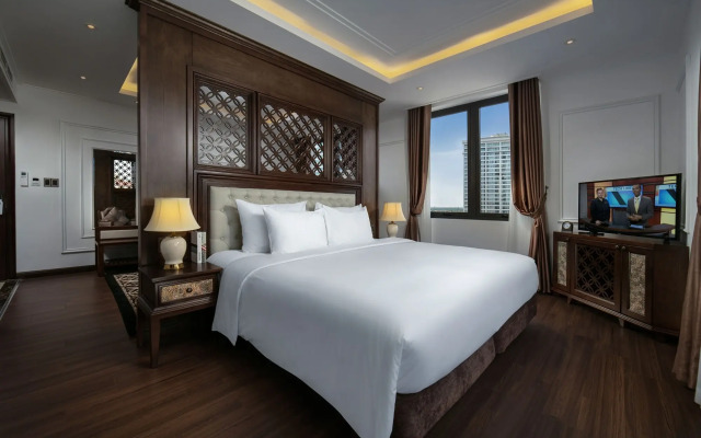 The Q Hotel Hanoi