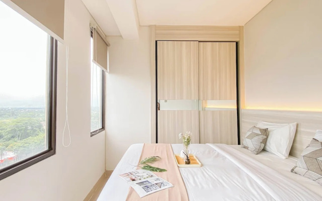 Modern Look 2BR Corner Transpark Cibubur Apartment
