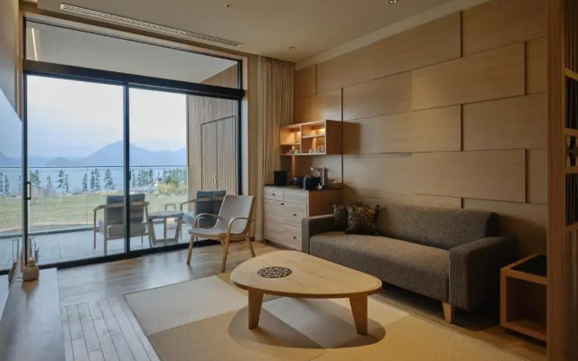 Lake Toya Tsuruga Resort Hikari no uta