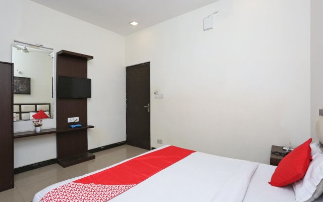 Hotel Radhe Inn by OYO Rooms