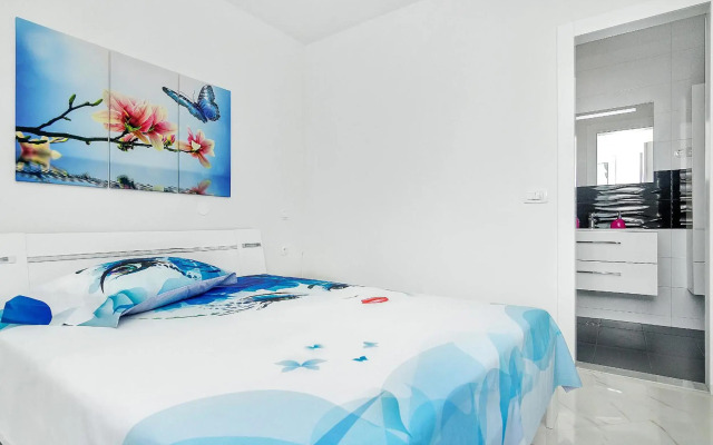 Penthouse Lush Makarska