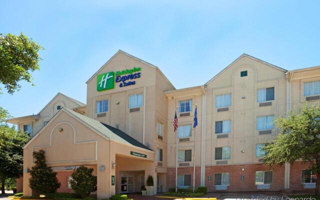 Holiday Inn Express & Suites Dallas Park Central Northeast, an IHG Hotel