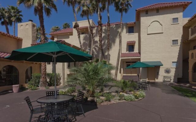 La Quinta Inn & Suites Las Vegas Airport N Conv.