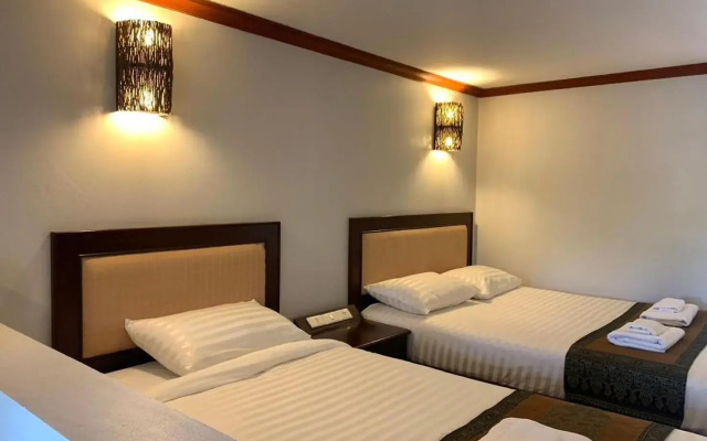 Saensukkho Green Hotel & Resort