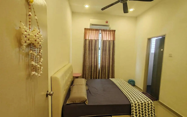 Sitiawan Paradise LOVELY home team building 15PAX short stay – Guest Rooms – Lumut