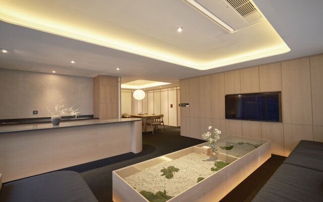 UH Suite Seoul Deoksugung