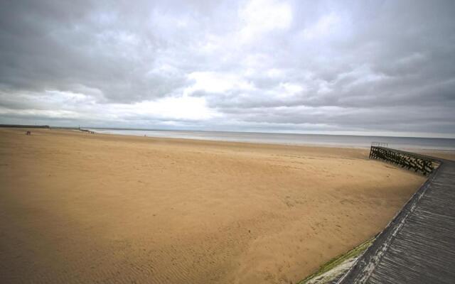 La Maison D'Aristide Family House In City Center