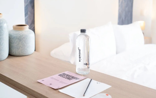 w Spectacular Loft With Balcony in Crespo