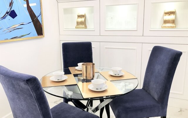 MONDRIAN Luxury Suites UNESCO Old Town