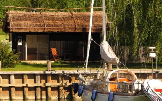 Peterzens Boathouse