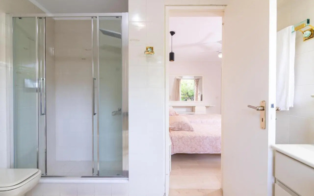 Sunlight House - Palatial Fully Equipped Apartment Near The Sea