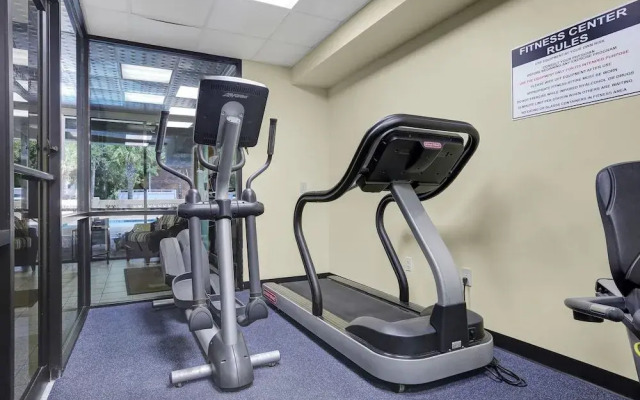 Sand Dunes Tower Suites and Villas